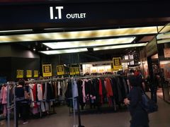 -东荟城名店仓