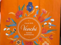 -VENCHI 闻绮(上海佛罗伦萨小镇店)