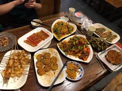 -一品江湖烧烤餐厅