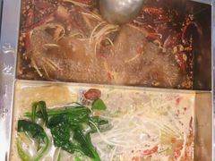 钙骨三鲜鸳鸯锅底-重庆刘一手火锅(三峡广场直营店)