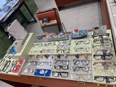 -吴良材眼镜(南翔印象城MEGA店)