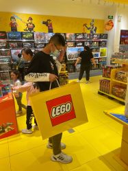 -乐高授权专卖店(济南万象城店)