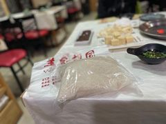 -羊家胡同·龙虾烧烤火锅(龙汇路店)