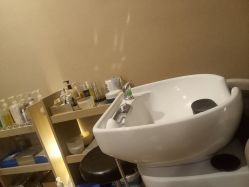 -丝域养发馆