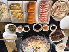 -纸盐河码头火锅(十八梯店)