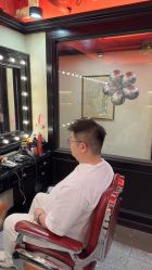 -东方先生国潮男士理发馆