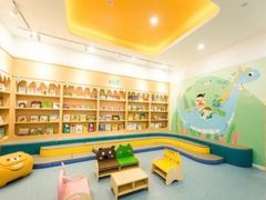 -戊辰亲子游泳俱乐部