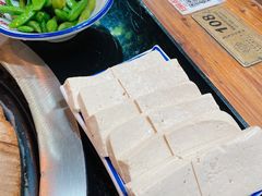 -三里屯土灶炖公鸡地锅鸡(江东店)