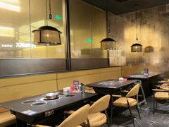 -钱小奴海鲜自助黑金店(杭州滨江龙湖店)