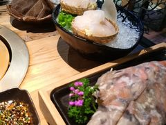 -湊湊火锅·茶憩(杭州湖滨银泰in77店)