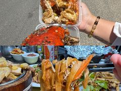 -岛中岛·海鲜大排档·万宁老字号(东澳店)