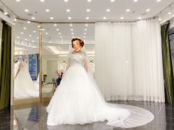 -拉瑞娜LaReine婚纱礼服高级定制