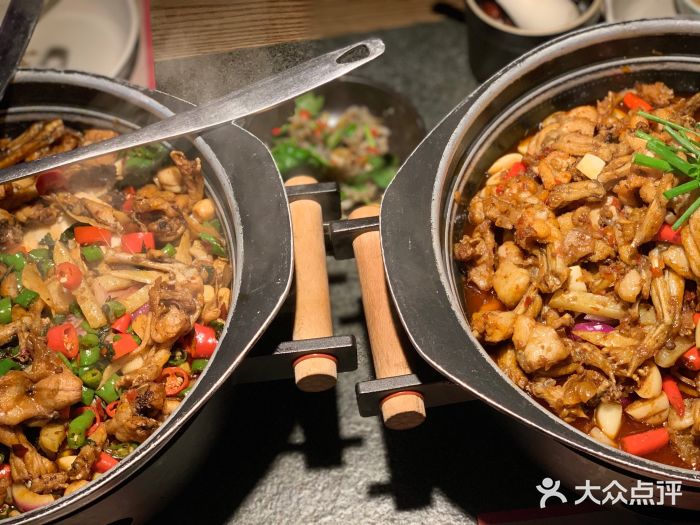 蛙小侠·沸腾砂锅(南山欢乐颂店)青椒紫苏味图片