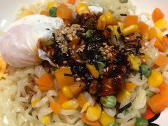 -家乐福(四元桥购物中心店)