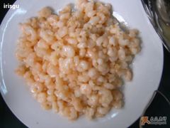 虾仁.&nbsp;已经被次掉了一些-石家饭店原址