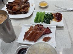 -香港新发烧腊茶餐厅(水围店)
