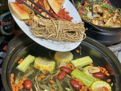 -张大厨鸡煲王·小龙虾·16年老字号(新圳东路店)