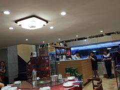 大堂-董厨煨汤馆(车站路店)