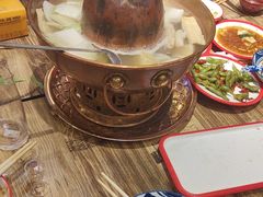 -阿郎龙虾烧烤海鲜馆(苏河融景店)