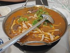 -余杨鸭鸭餐厅