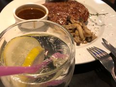 -绿茵阁(体育西分店)