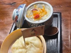 -银米·云南传统过桥米线(双廊黑金冠店)