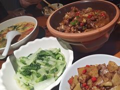 -琥珀老六龙虾(四里河店)
