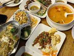 -两兄弟Song Pee Nong(2号店)