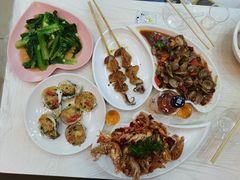 -覃记海鲜美食餐厅