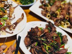 -超越海鲜屋(飞龙物业店)
