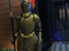 -上海滴水湖皇冠假日酒店