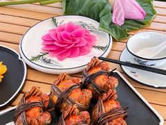 -七的湖·晚芳亭·阳澄湖农家菜·大闸蟹(莲花岛店)