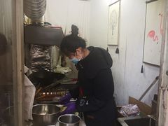 大堂-小红车炸蛋葱油饼