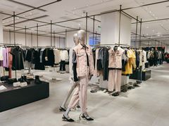 -URBAN REVIVO(欢乐海岸购物中心店)