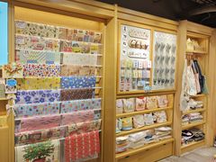 -猫的天空之城概念书店(苏州诚品店)