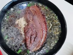 -小龙大肉面馆