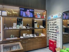 -一代眼镜(浦东大拇指广场店)