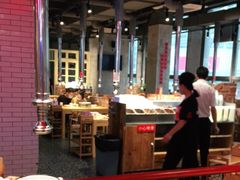 大堂-么肆烤肉·中式自助·烤肉大排档(街道口季佳PAI店)