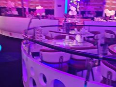 -巴特餐饮6加1音乐餐吧·新疆菜