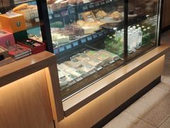 -星巴克(西安李家村万达店)
