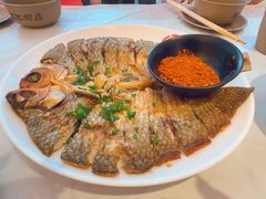 -肥肥虾庄·金牌油焖大虾(首义路店)