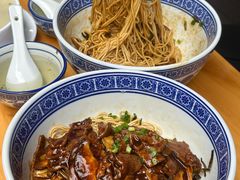 -沪西老弄堂面馆(定西路店)