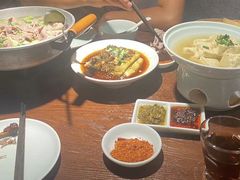 -全牛匠·乐山跷脚牛肉(西单华威约饭街店)