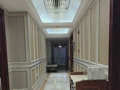 -沪华海鲜大酒楼(南汇店)