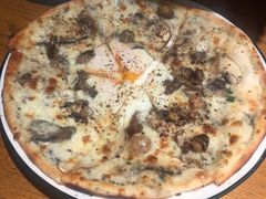 松露鸡蛋披萨-玛尚诺意式餐厅(官舍店)