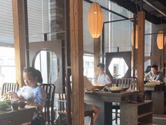 -湊湊火锅·茶憩(杭州湖滨银泰in77店)