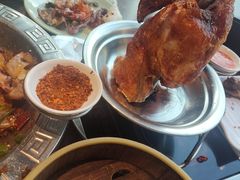 -壕吃时代(伟业广场斜对面)