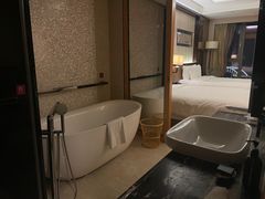 -兰州皇冠假日酒店