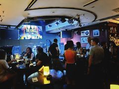 -Hooley's活利仕西餐厅(珠江新城店)