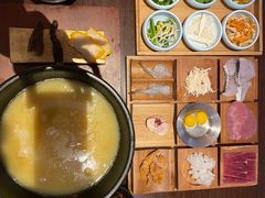 -银米·云南传统过桥米线(双廊黑金冠店)